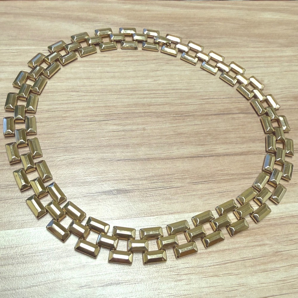 Vintage Avon Gold Tone Brick‎ Link Collar Necklace 16 Inch Choker Foldover Clasp